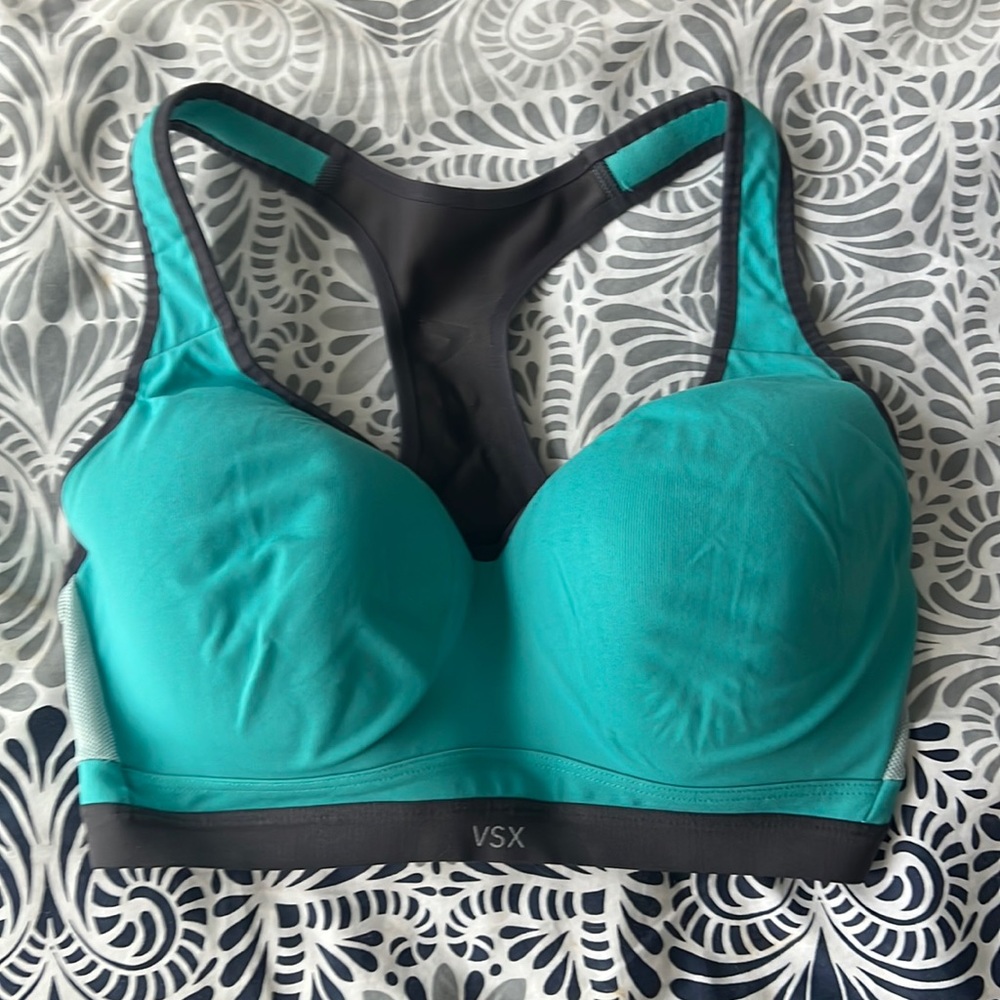 Victoria’s Secret Sport size 34DD sports bra aqua / green blue
